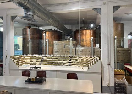 Fragonard destillering - Klikk for stort bilete